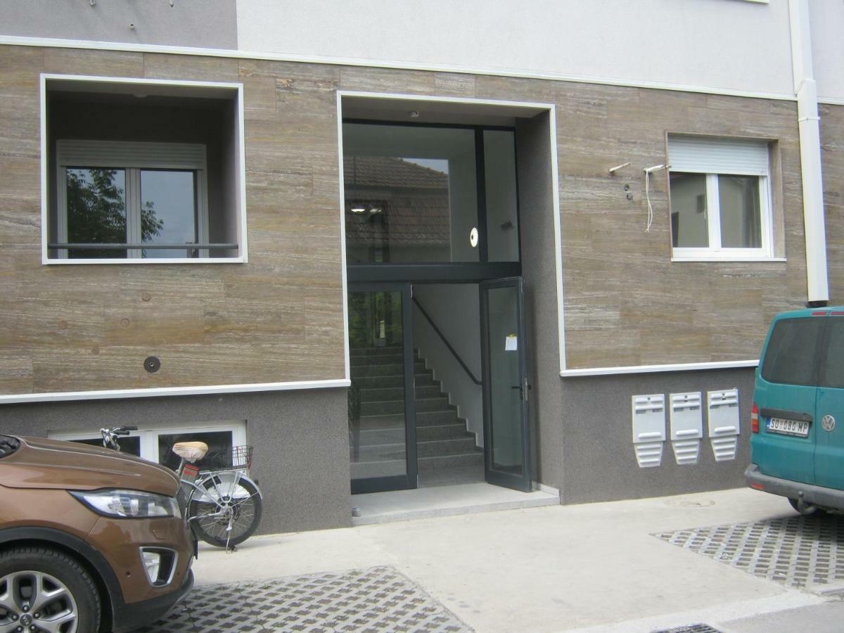 Ildiko Studio Apartment Is A Calm Place To Relax Subotica Exterior foto